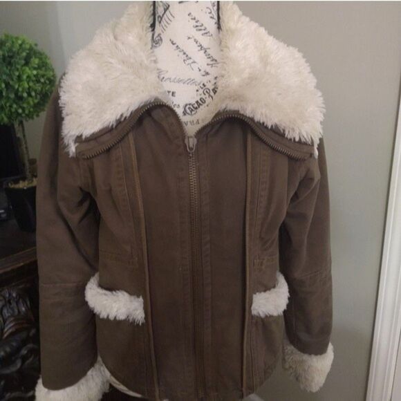 Big Chill Tan Jacket with White Trim - Picture 2 of 8